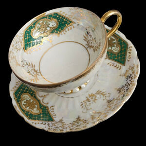 Royal Sealy Japan Pedestal Luster Footed Teacup & Saucer Green Gold Floral